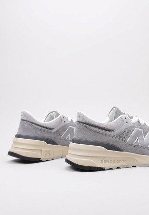NEW BALANCE U997 Grau