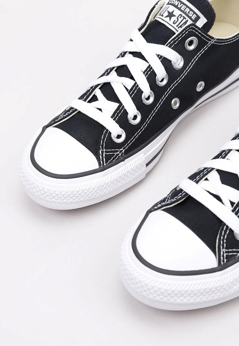 Chuck Taylor All Star Classic Low Top3