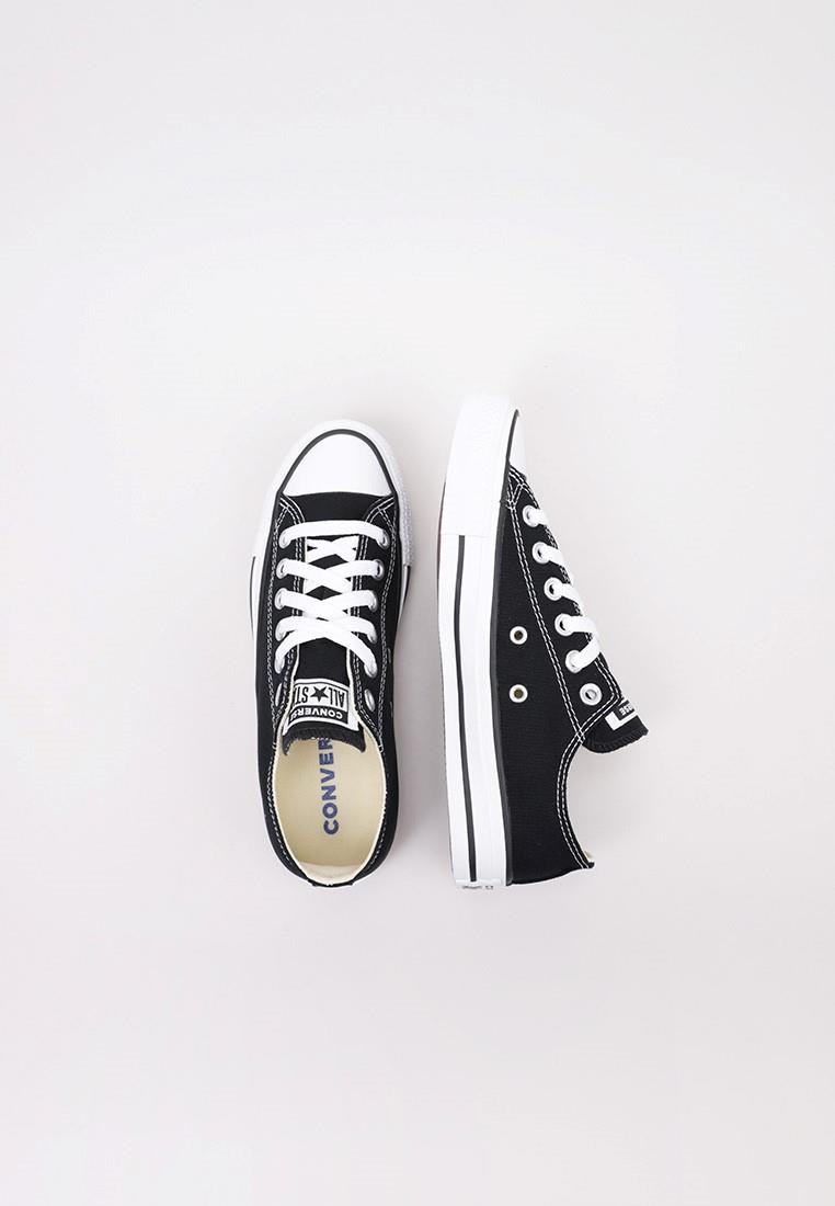 Chuck Taylor All Star Classic Low Top6