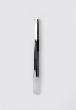 metal shoehorn