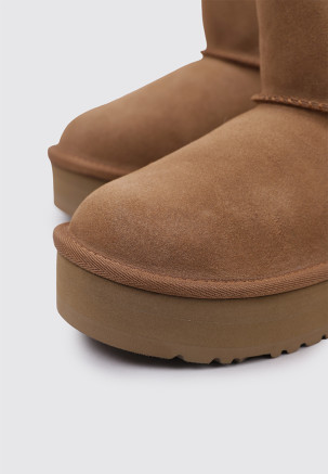 UGG CLASSIC MINI PLATFORM  Marrón