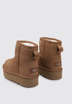 UGG CLASSIC MINI PLATFORM  Marrón