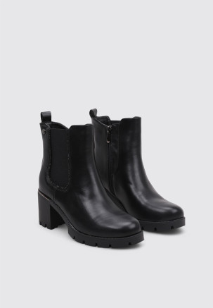 ISTERIA 24245 Preto