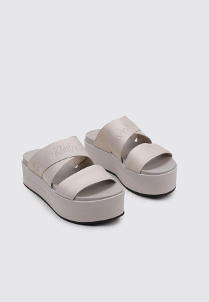 CALVIN KLEIN FLATFORM SANDAL WEBBING IN MR Blanco