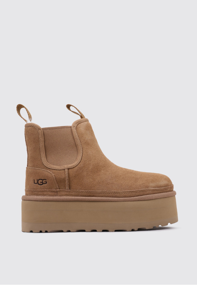 UGG Neumel Platform Chelsea Cuero