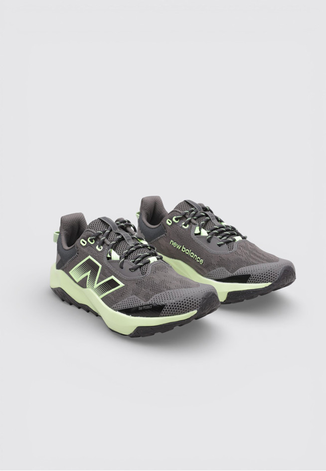 NEW BALANCE DynaSoft Nitrel Gris