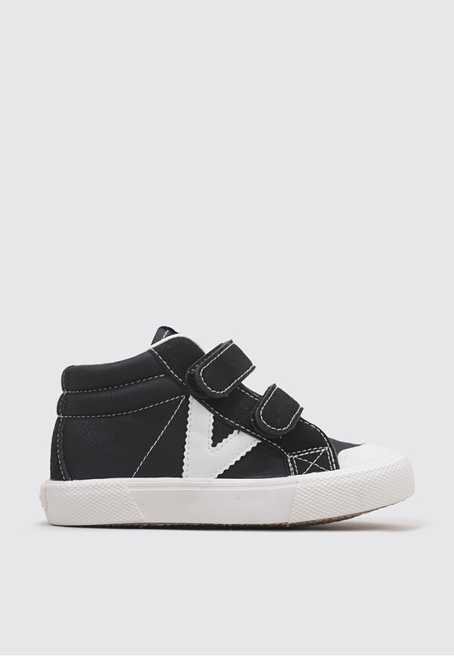 VICTORIA TRIBU TIRAS EFECTO PIEL Negro