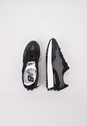 NEW BALANCE 327 Negro