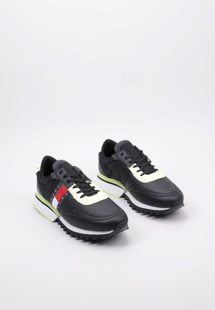 TOMMY HILFIGER TOMMY JEANS CLEATED Negro