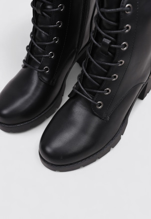 ISTERIA 24243 Negro