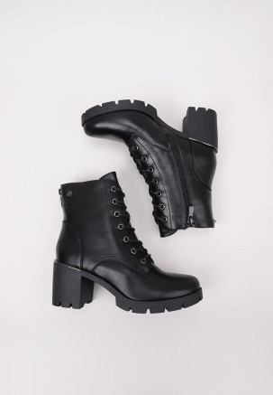 ISTERIA 24243 Negro