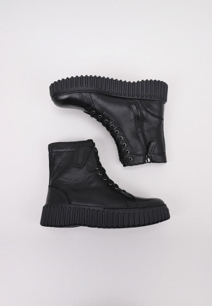 CLARKS Torhill Rise Negro
