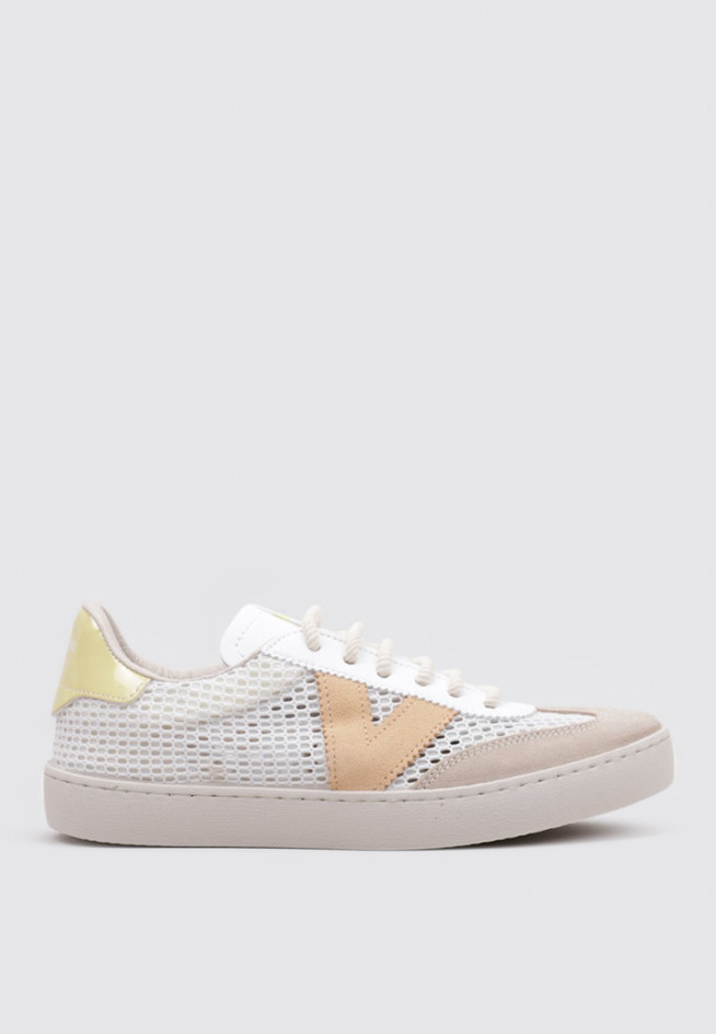 VICTORIA BERLÍN REJILLA ABIERTA & SERRAJE Beige